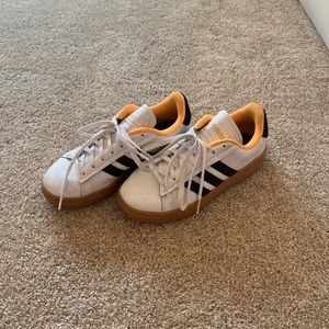 Grand Court Alpha Adidas Sneakers